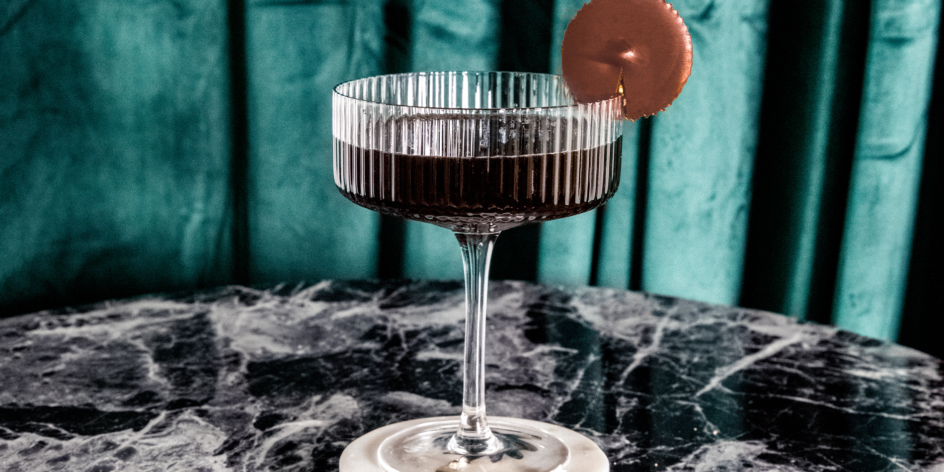 super-dark-espresso-martini-1900x950