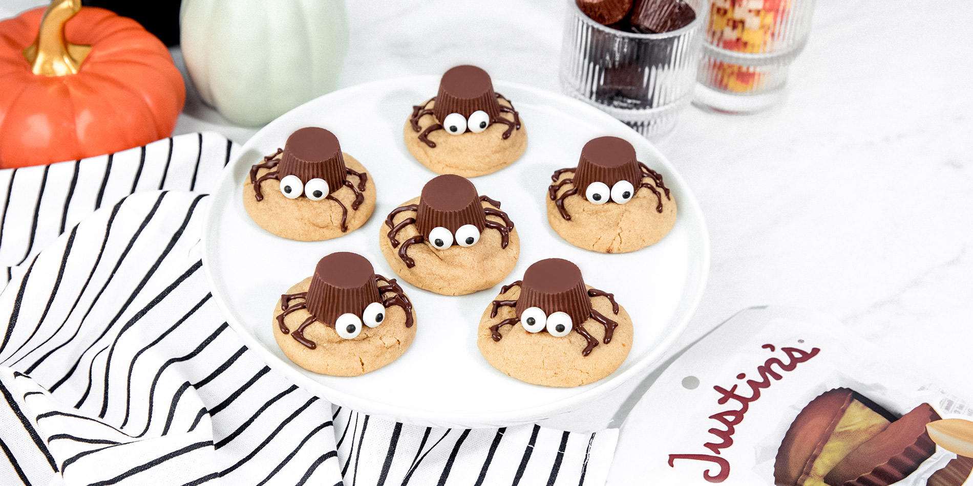 Peanut Butter Cup Spider Cookies