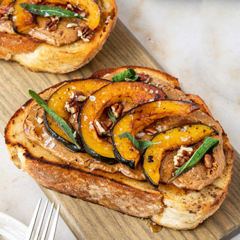 MAPLE ALMOND ACORN SQUASH TOAST