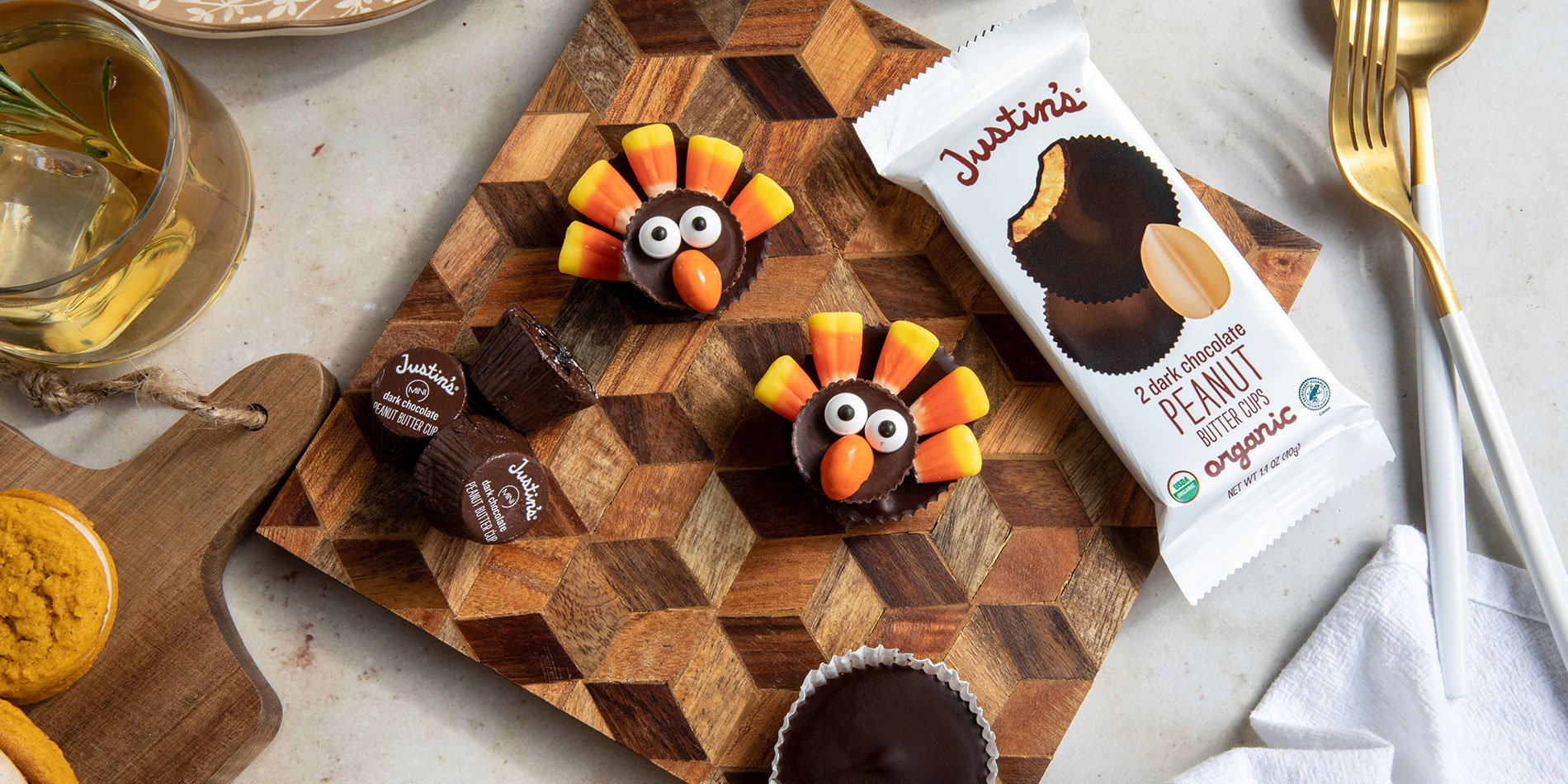 Nut Butter Cup Turkeys