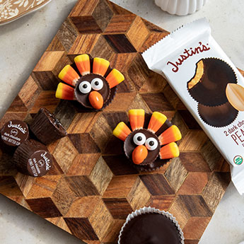 Nut Butter Cup Turkeys